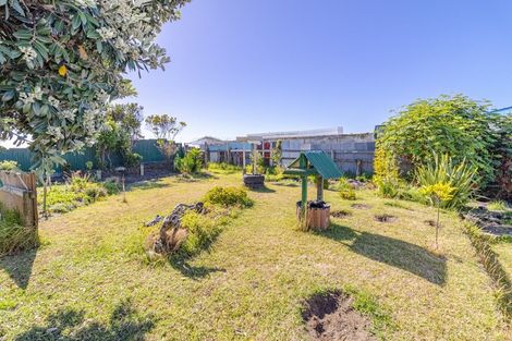 Photo of property in 134 Cornfoot Street, Castlecliff, Whanganui, 4501