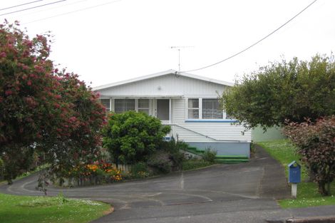 Photo of property in 17 Ladies Mile, Manly, Whangaparaoa, 0930