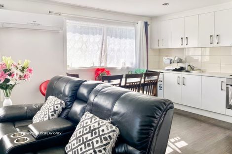 Photo of property in 15 Ware Place, Pakuranga Heights, Auckland, 2010