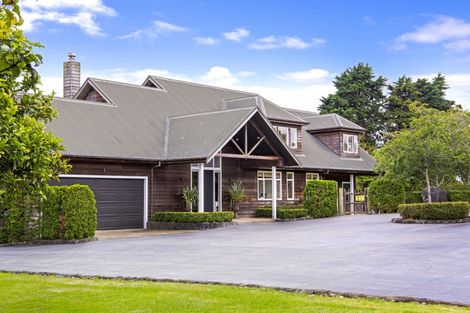 Photo of property in 98 Broomfields Road, Whitford, Howick, 2571