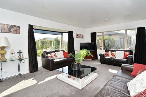 Photo of property in 92 Charles Street, Rangiora, 7400