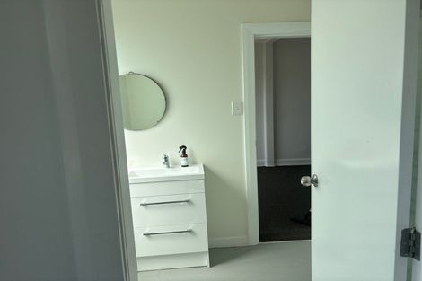 Photo of property in 1/9 Hinau Road, Hataitai, Wellington, 6021