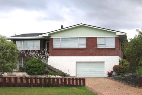 Photo of property in 35 Butterworth Drive, Glendene, Auckland, 0602