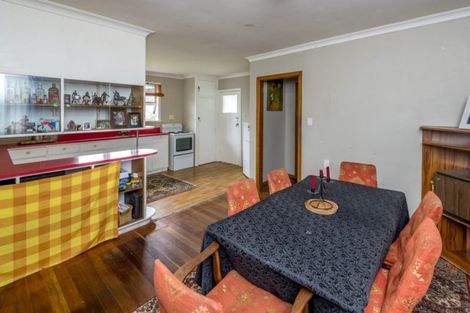 Photo of property in 10 Clyde Street, Levin, 5510