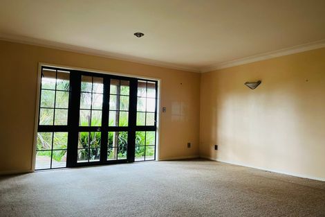 Photo of property in 233 Waihoehoe Road, Drury, 2577