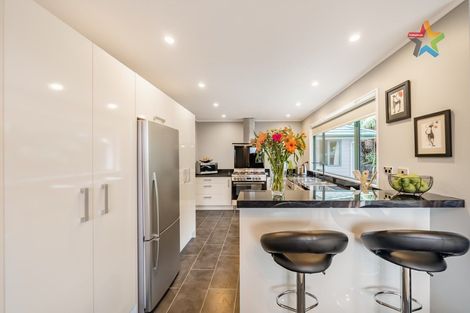 Photo of property in 126 Normandale Road, Normandale, Lower Hutt, 5010