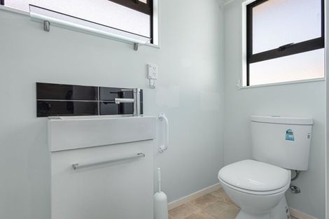 Photo of property in 68a Auckland Road, Greenmeadows, Napier, 4112