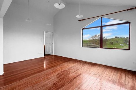 Photo of property in 558 State Highway 1, Wellsford, 0975