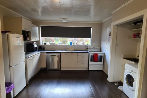 Photo of property in 35 Brightwater Crescent, Totara Park, Upper Hutt, 5018