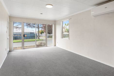 Photo of property in 2/80 Charles Street, Waltham, Christchurch, 8011