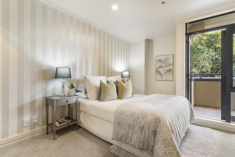 Photo of property in 2c/7-11 Bute Road, Browns Bay, Auckland, 0630