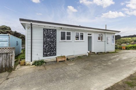 Photo of property in 1 Morere Street, Titahi Bay, Porirua, 5022