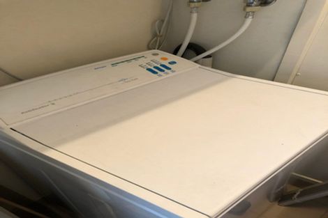 Photo of property in 1b/5 Charlotte Street, Eden Terrace, Auckland, 1021