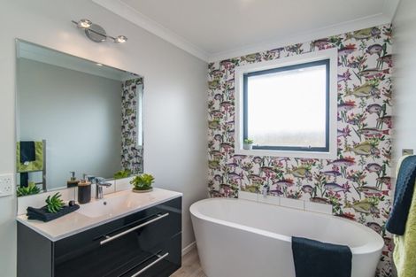 Photo of property in 1 Seagrass Place, Otaki Beach, Otaki, 5512