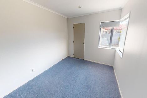 Photo of property in 8a Battersea Place, Roslyn, Palmerston North, 4414
