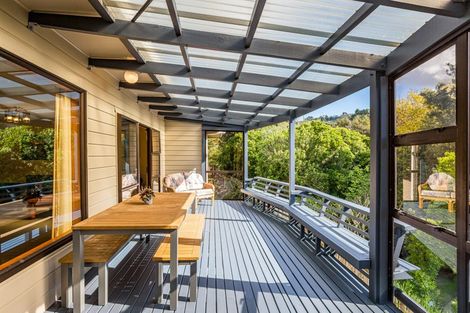 Photo of property in 12 Exploration Way, Whitby, Porirua, 5024