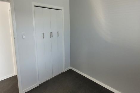 Photo of property in 76b Eliot Street, New Plymouth, 4310