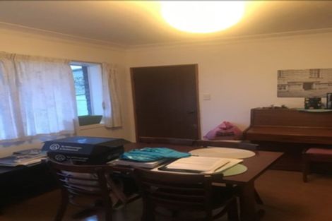 Photo of property in 63 Candia Road, Henderson Valley, Auckland, 0614