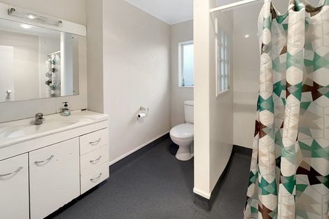 Photo of property in 15 Peppertree Glade, Kelvin Grove, Palmerston North, 4414