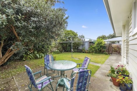 Photo of property in 4 Sullivan Grove, Epuni, Lower Hutt, 5011
