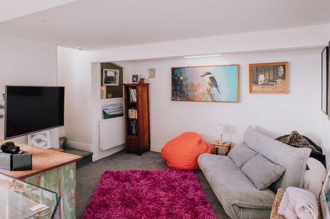 Photo of property in 32 Talavera Terrace, Kelburn, Wellington, 6012