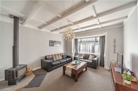 Photo of property in 15 Taradale Road, Marewa, Napier, 4110