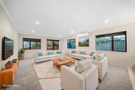 Photo of property in 19a Kelwyn Road, Kelston, Auckland, 0602