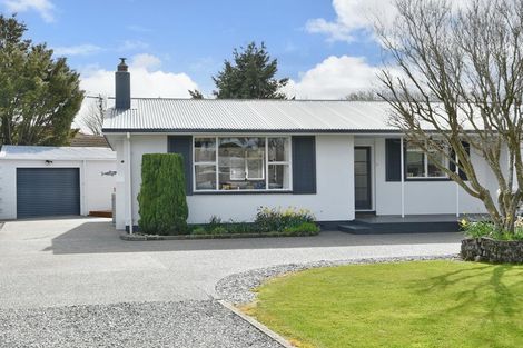 Photo of property in 7 Barclay Place, Burwood, Christchurch, 8061