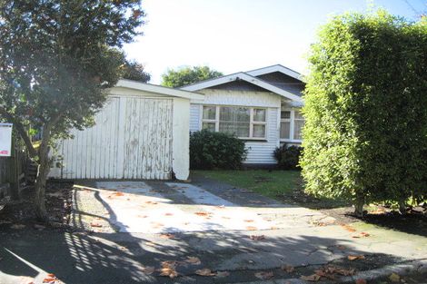 Photo of property in 11 Domett Street, Waltham, Christchurch, 8023