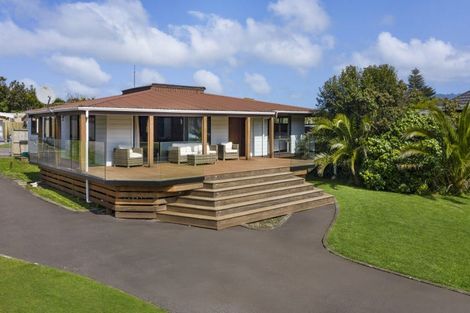 Photo of property in 23 Cliff Street, Raglan, 3225