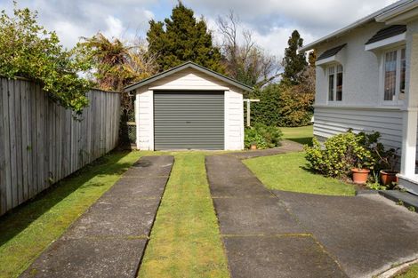 Photo of property in 4 Trafalgar Street, Dannevirke, 4930