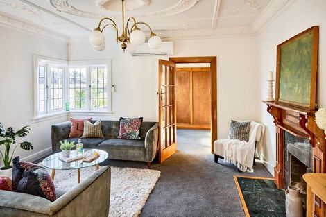 Photo of property in 54 Ferry Street, Seatoun, Wellington, 6022