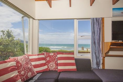 Photo of property in 98 Jetty Road, Castlepoint, Tinui, 5889