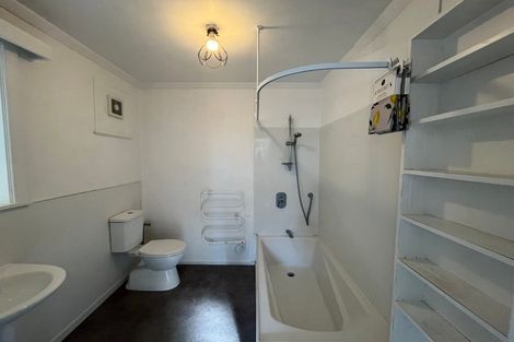 Photo of property in 22 Mahoe Street, Otaki Beach, Otaki, 5512
