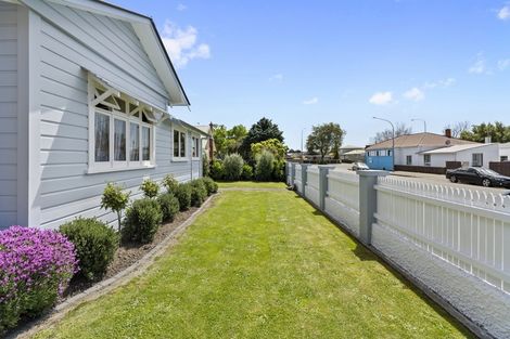 Photo of property in 4 Summerhays Street, Terrace End, Palmerston North, 4410