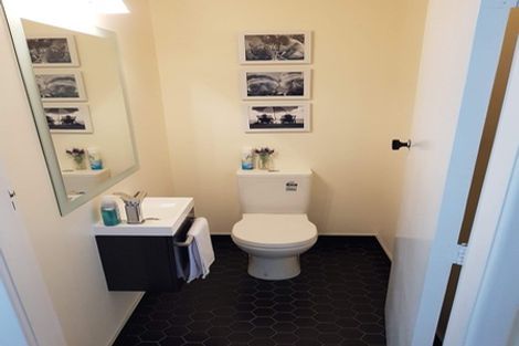 Photo of property in 62 Pitau Road, Mount Maunganui, 3116