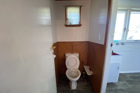 Photo of property in 10 Ribblesdale Road, Henderson, Auckland, 0612