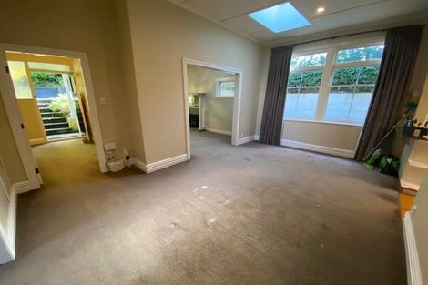 Photo of property in 29 Maida Vale Road, Roseneath, Wellington, 6011