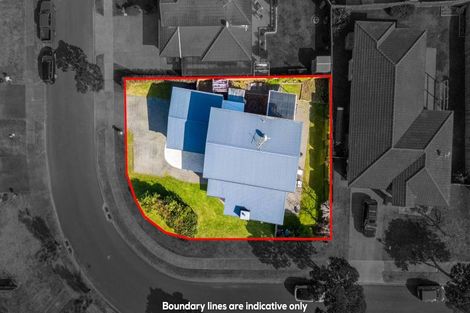Photo of property in 39 Stranraer Crescent, Wattle Downs, Auckland, 2103