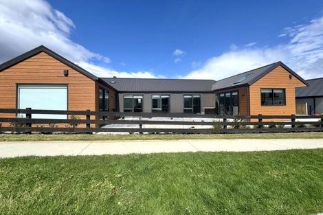 Photo of property in 34 Howden Drive, Jacks Point, 9371