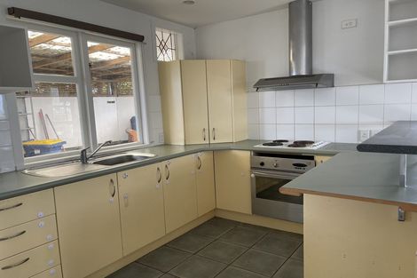 Photo of property in 64 Manuka Road, Glenfield, Auckland, 0629