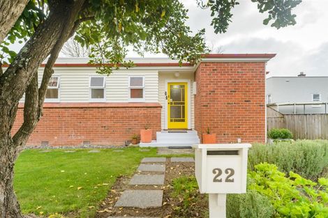 Photo of property in 22 Savage Crescent, West End, Palmerston North, 4412