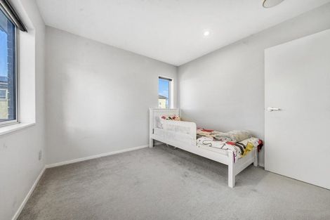 Photo of property in 62 Keri Vista Rise, Papakura, 2110