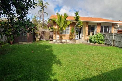 Photo of property in 1/34 Walton Street, Red Beach, 0932