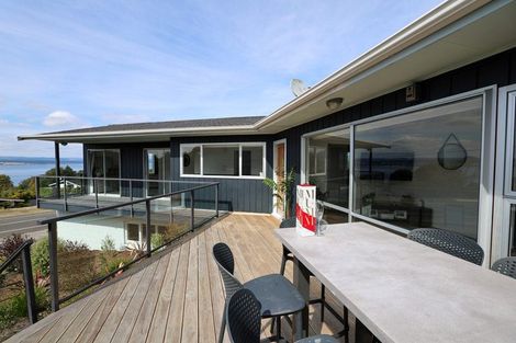 Photo of property in 96 Wakeman Road, Acacia Bay, Taupo, 3330
