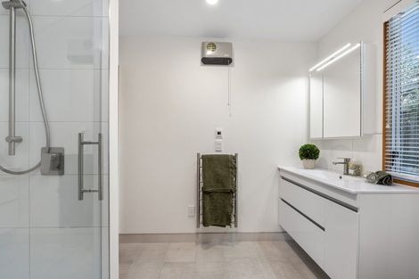 Photo of property in 1/29 Wroxton Terrace, Merivale, Christchurch, 8014