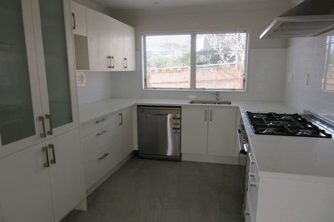 Photo of property in 13 Paulownia Place, Totara Heights, Auckland, 2105