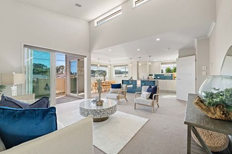 Photo of property in 81 Hine Street, New Plymouth, 4310