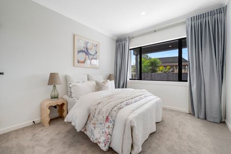 Photo of property in 2/152 Clovelly Road, Bucklands Beach, Auckland, 2012