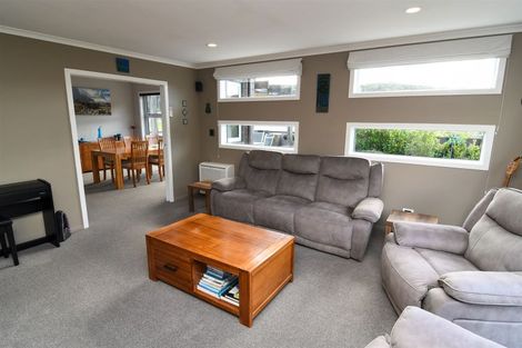 Photo of property in 25 Admiralty Place, Waikawa, Picton, 7220